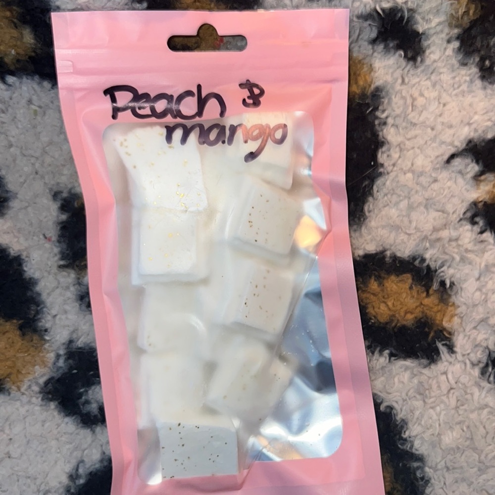 Peach and mango wax melts